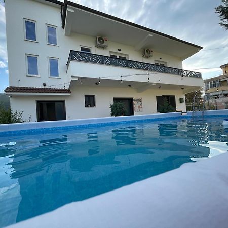 Baza Hostel - Swimming Pool Берат Экстерьер фото